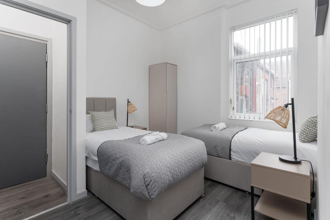 Newly Renovated Apartments In Liverpool - Extended Stay Exterior photo
