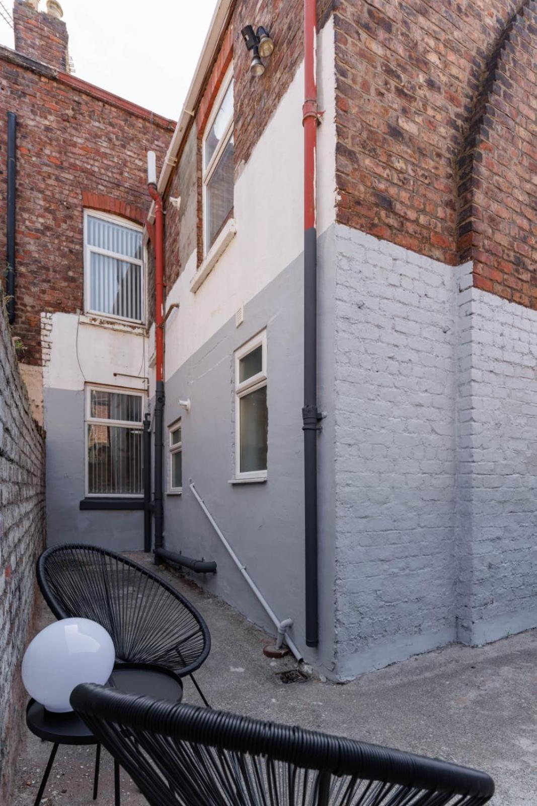 Newly Renovated Apartments In Liverpool - Extended Stay Exterior photo